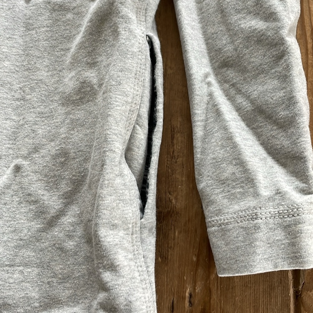 Lululemon Jacket - Picture 9 of 9